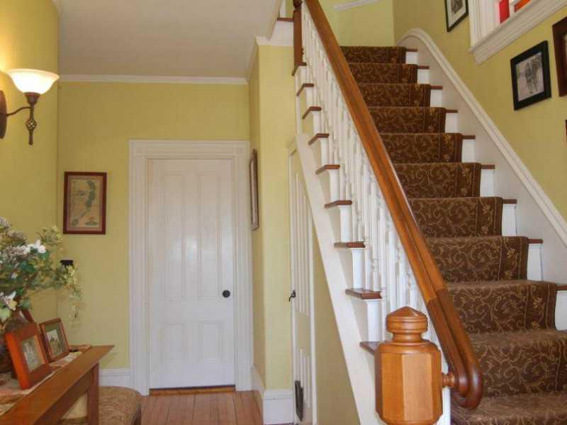7 Grove Street Hallowell, ME 04347 - Photo 14 of 31 Hallway.