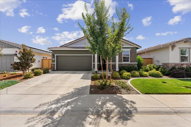 $743,999 | 823 Riley Lane, Lincoln, CA 95648