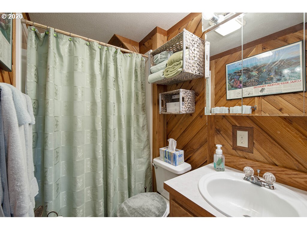 740 Parry Road Falls City, OR 97344 - Photo 14 of 30 Gallery Image 14