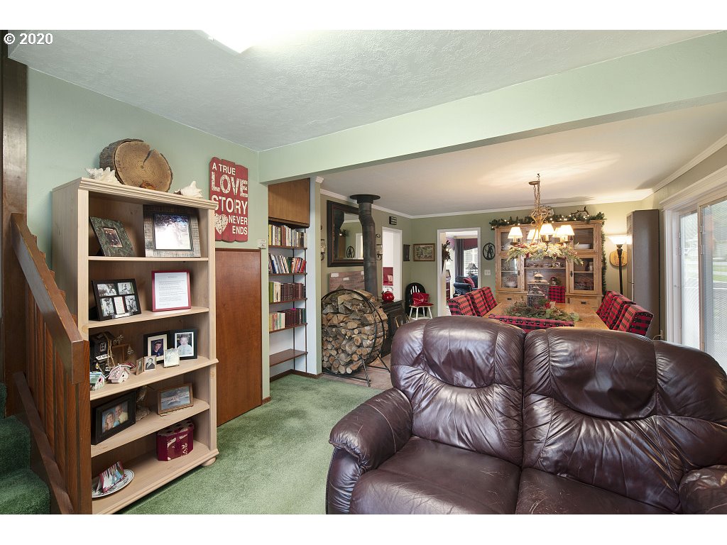 740 Parry Road Falls City, OR 97344 - Photo 15 of 30 Gallery Image 15