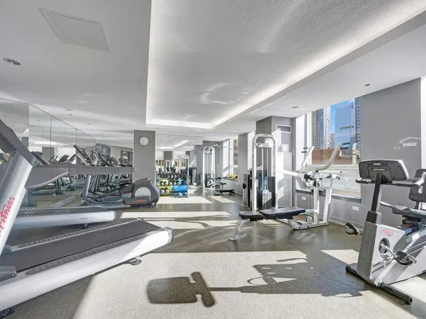 $3,850 | 600 North Kingsbury Street, Unit 906, Chicago, IL 60654