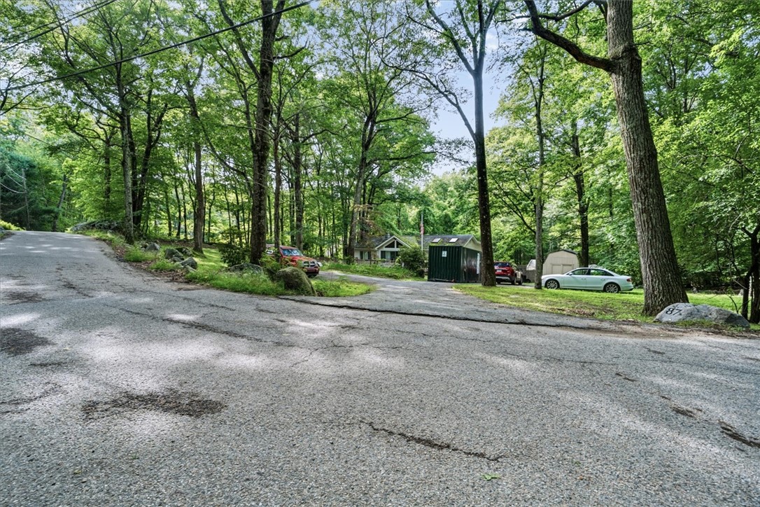 87 Tower Hill Road Cumberland, RI 02864 - Photo 5 of 44 Gallery Image 5