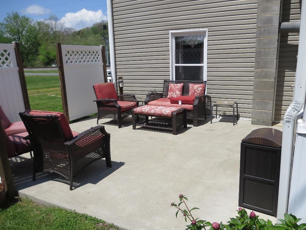 2970 Lithia Road Buchanan, VA 24066 - Photo 9 of 13 patio