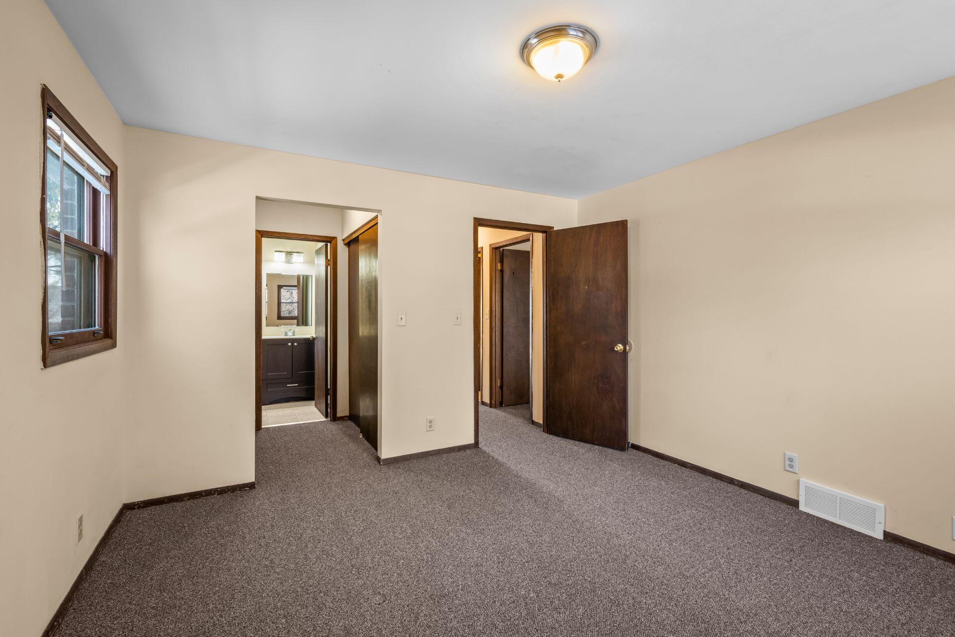 2020 Good Hope Road Glendale, WI 53209 - Photo 8 of 12 2020-W-Good-Hope-Rd-1-11