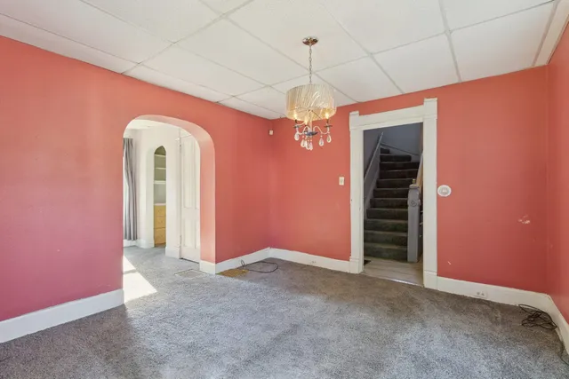 $90,000 | 201 North Hinkley Avenue, Rockford, IL 61101