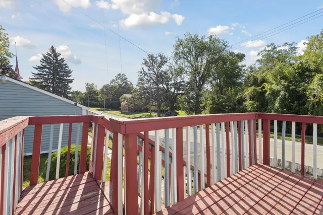 $90,000 | 201 North Hinkley Avenue, Rockford, IL 61101