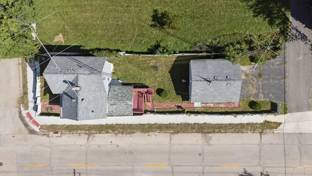 $90,000 | 201 North Hinkley Avenue, Rockford, IL 61101