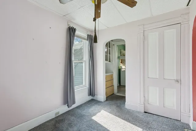 $90,000 | 201 North Hinkley Avenue, Rockford, IL 61101