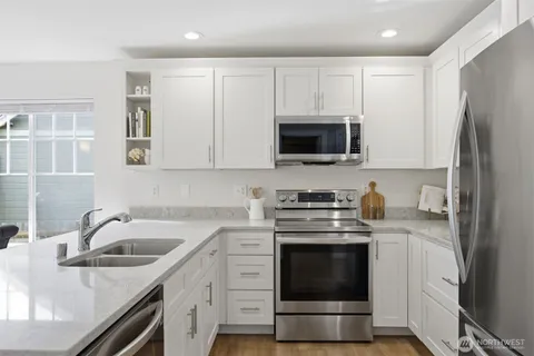 $699,000 | 1372 Elm Street, Lynden, WA 98264