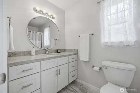 $699,000 | 1372 Elm Street, Lynden, WA 98264