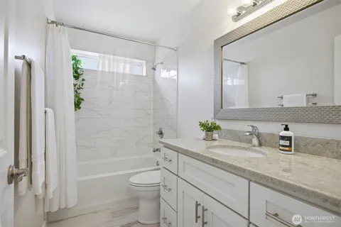 $699,000 | 1372 Elm Street, Lynden, WA 98264