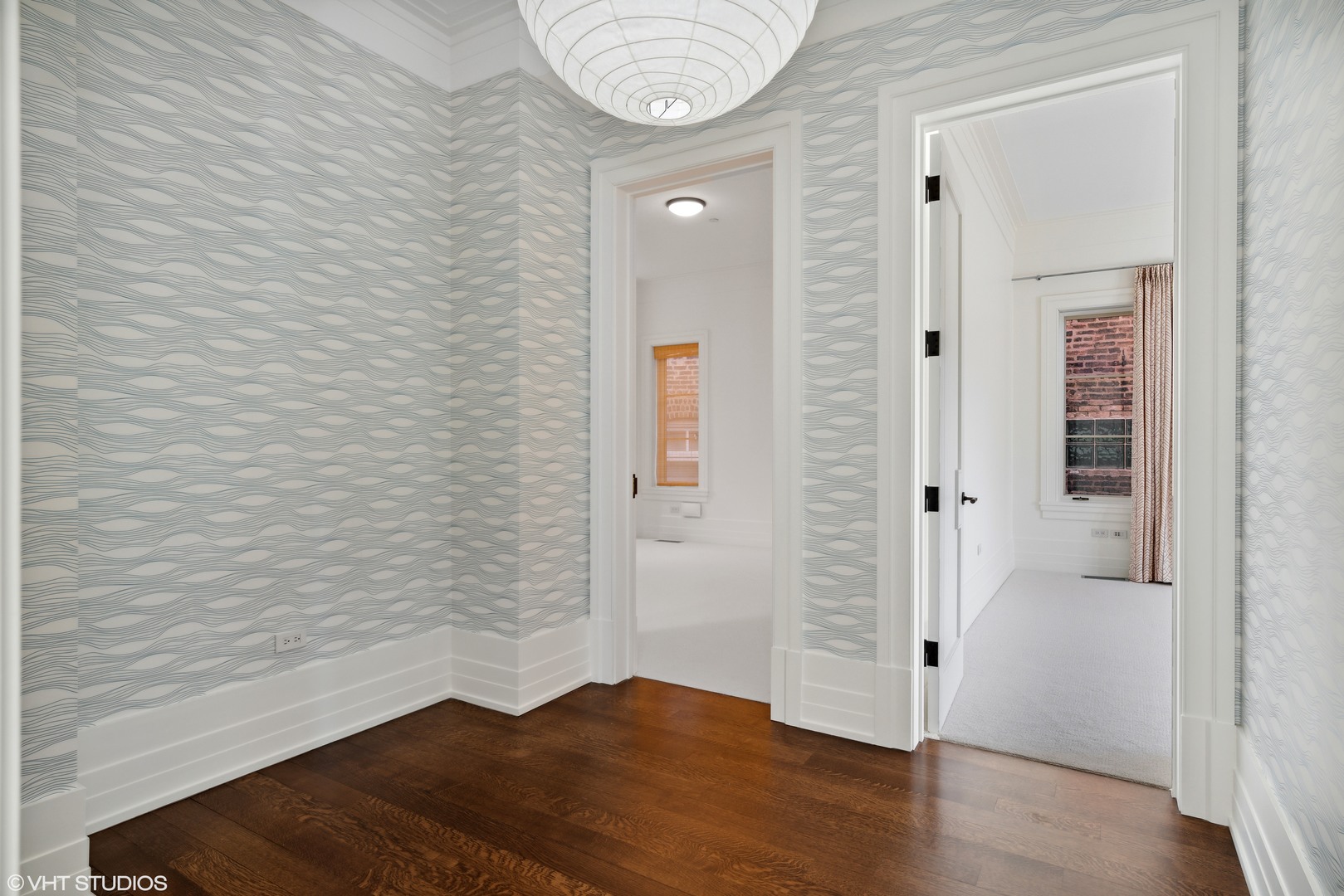 2026 North Mohawk Street Chicago, IL 60614 - Photo 32 of 56 wooden floor in a gallery