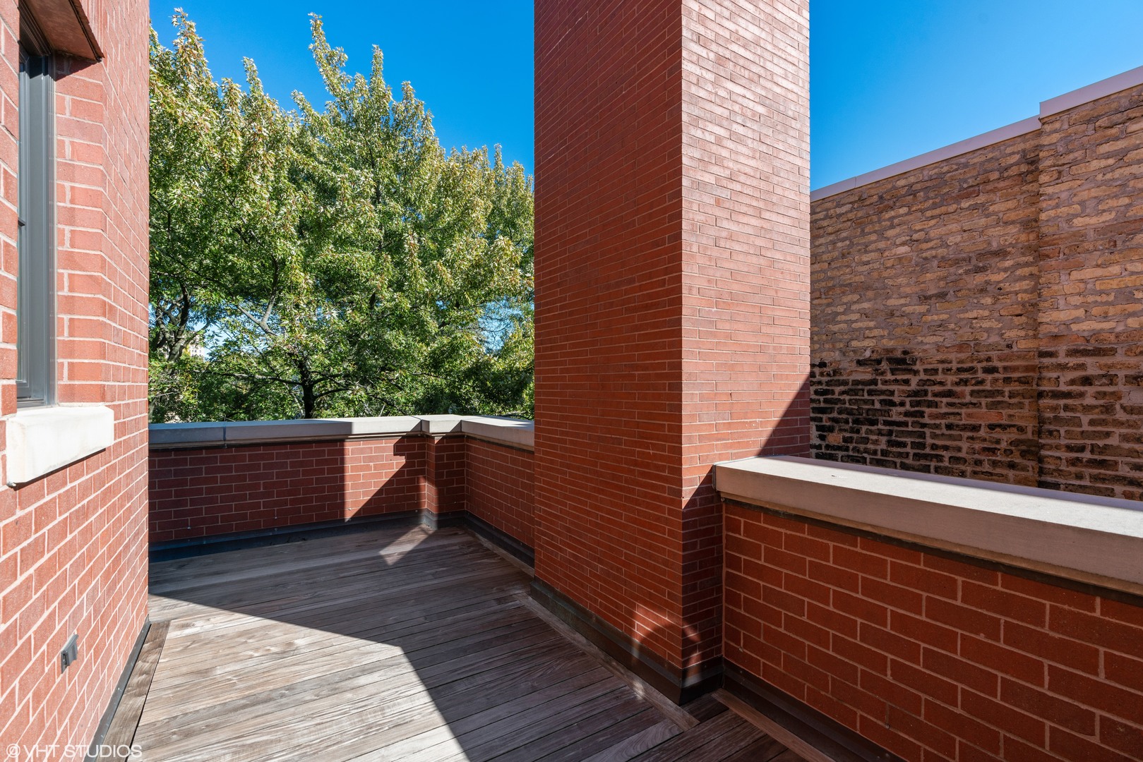 2026 North Mohawk Street Chicago, IL 60614 - Photo 56 of 56 a view of outdoor space with seating area