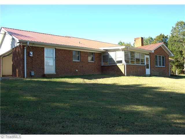 520 Central Road Clemmons, NC 27012 - Photo 2 of 12 Exterior Front. Back View