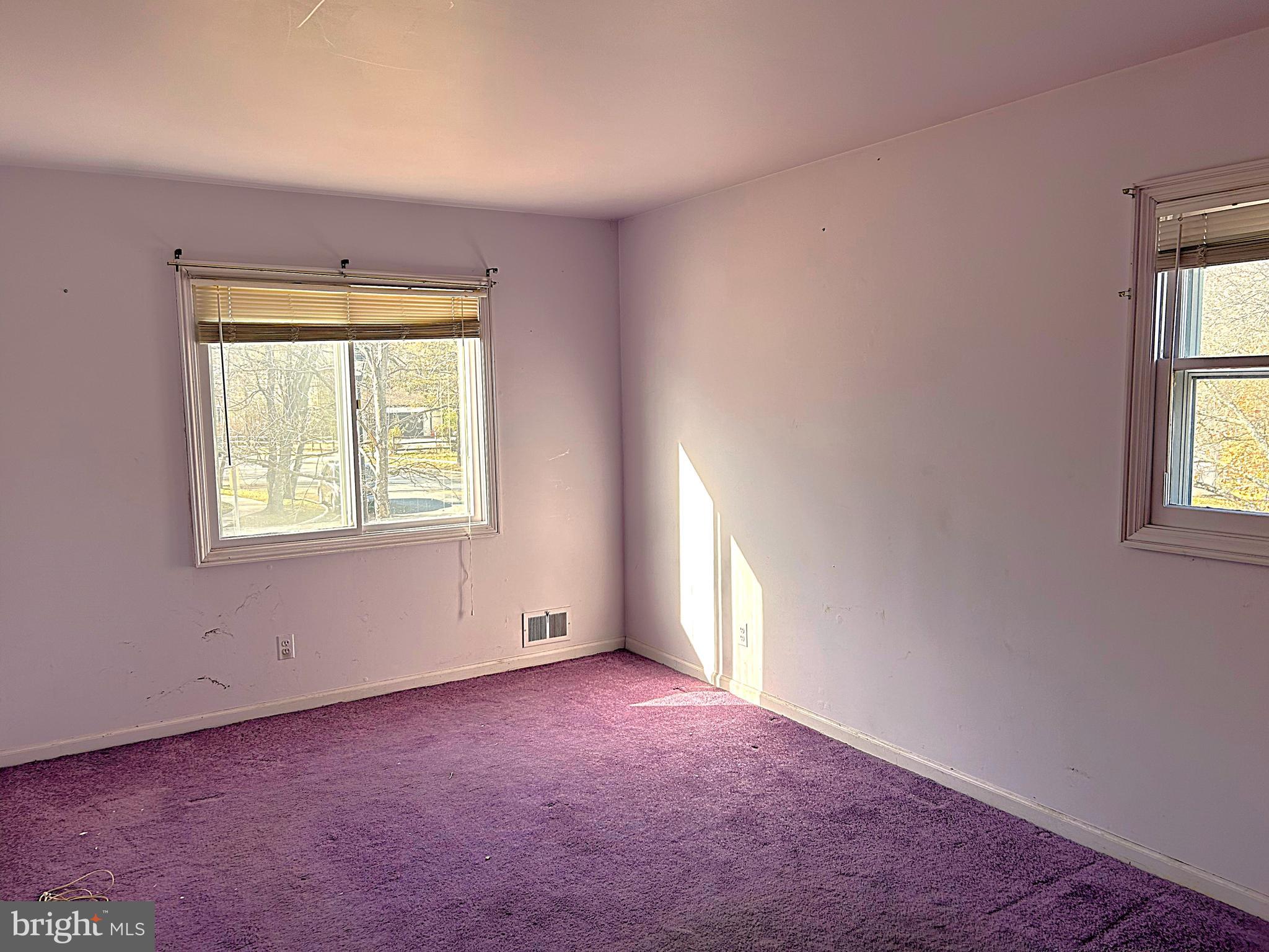 13105 Imperial Court Laurel, MD 20708 - Photo 11 of 13 an empty room with a window