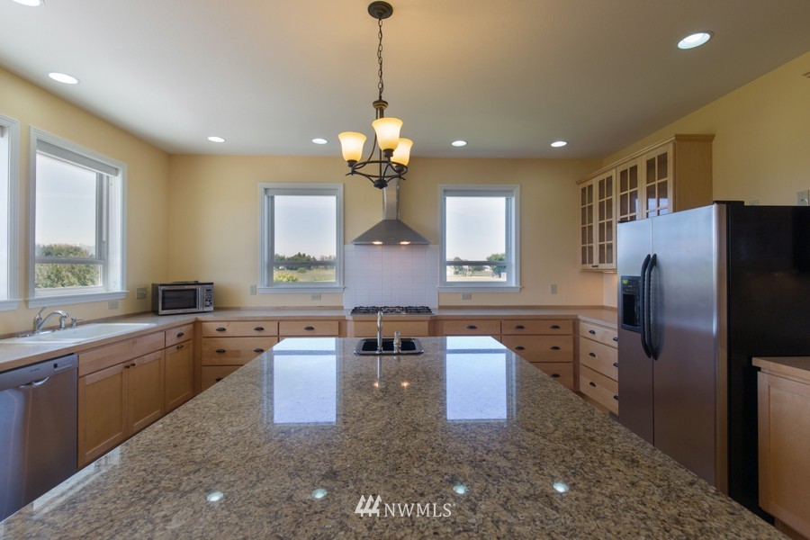 73 Cobb Circle Sequim, WA 98382 - Photo 12 of 25