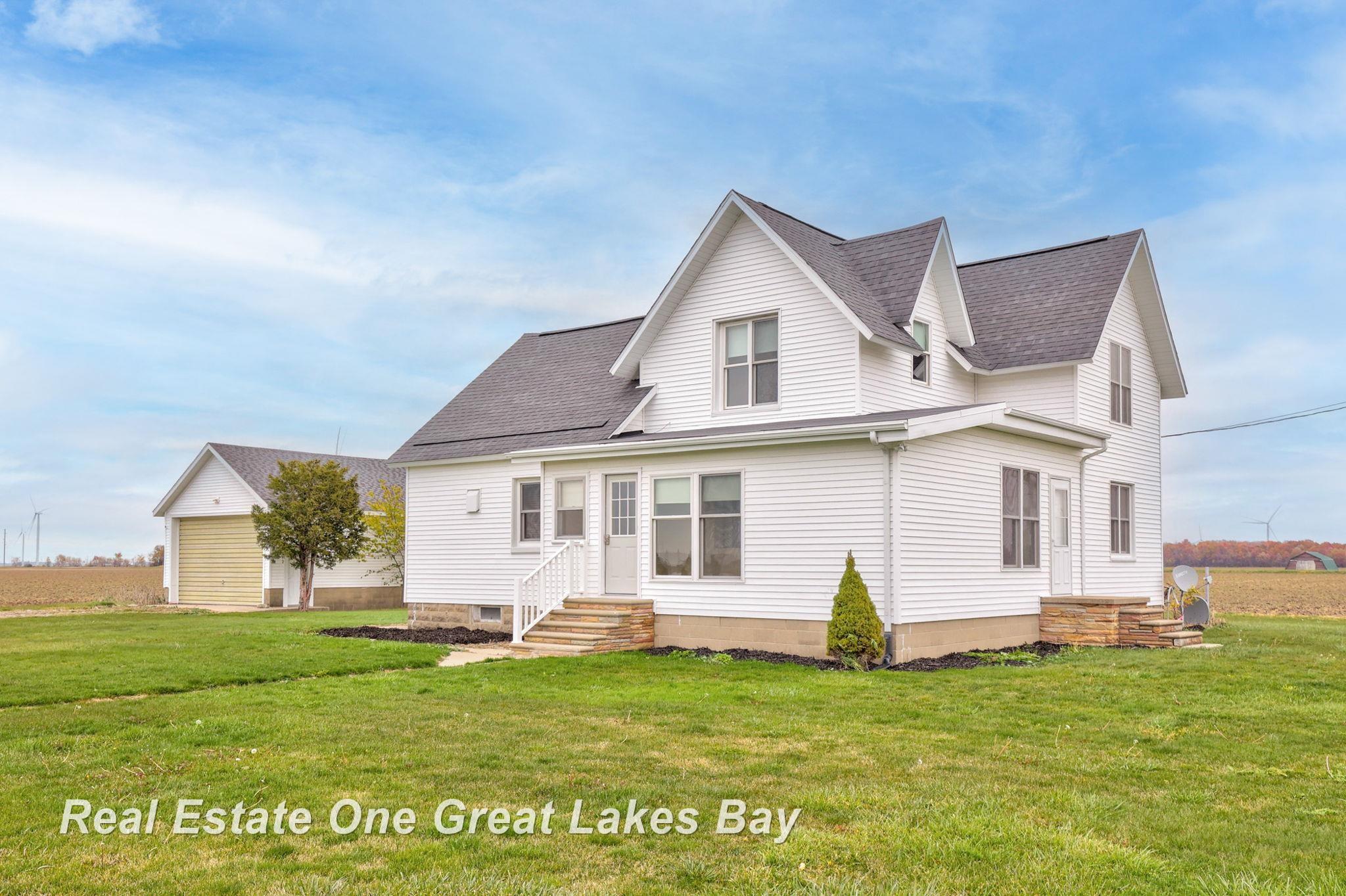 4060 Dickerson Road Akron, MI 48701 - Photo 1 of 62
