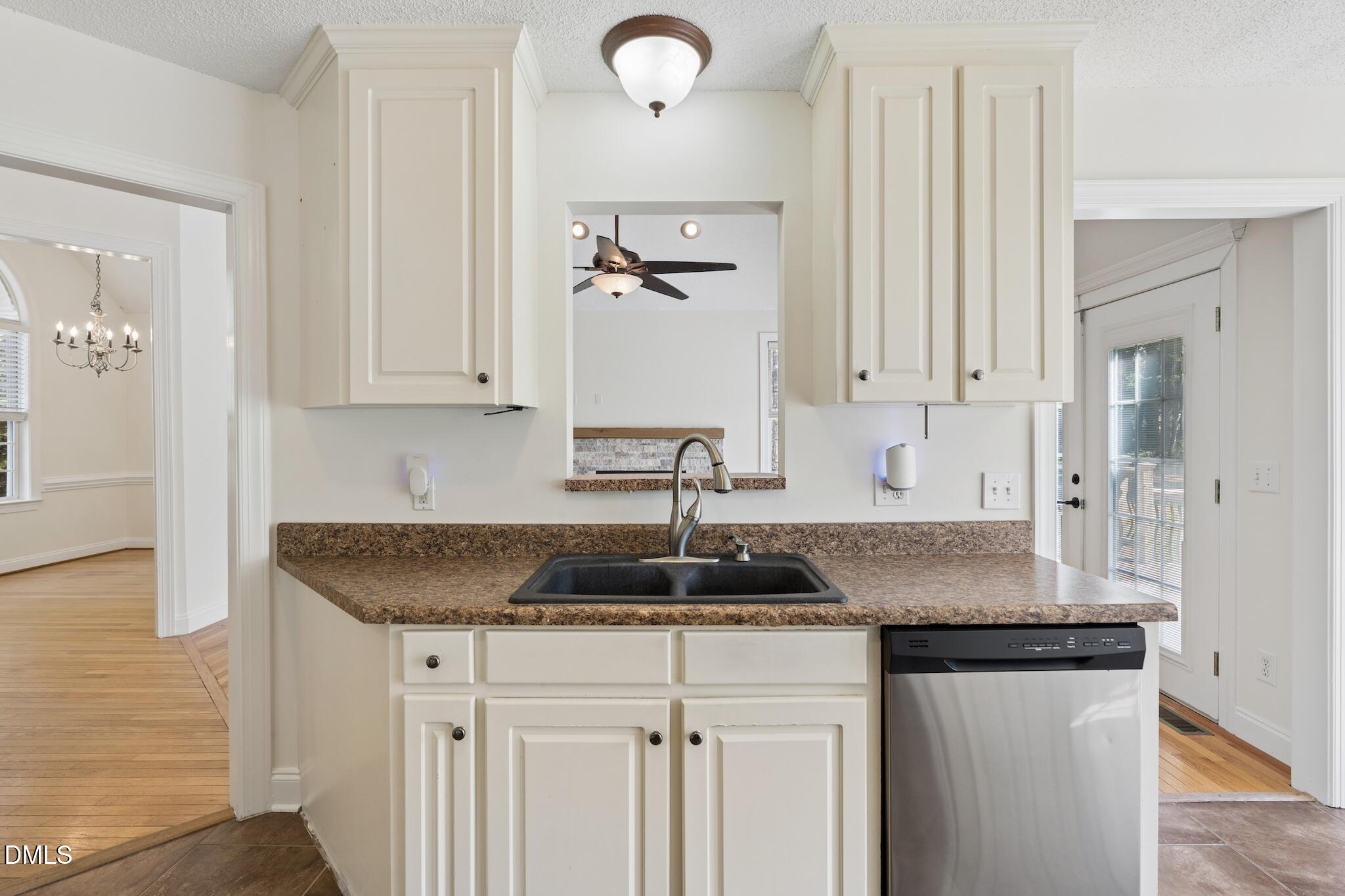 719 Rudy Drive Clayton, NC 27520 - Photo 15 of 43 DSC07893
