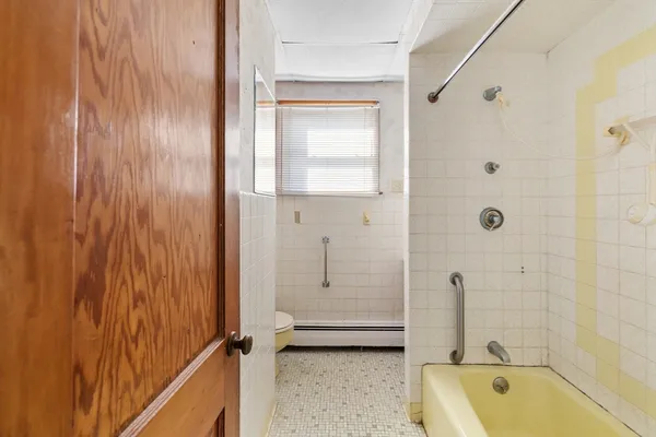 $600,000 | 493 Coggeshall Street, Fall River, MA 02721