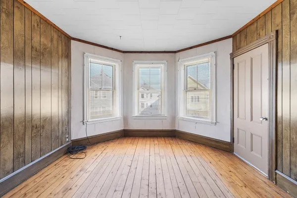 $600,000 | 493 Coggeshall Street, Fall River, MA 02721