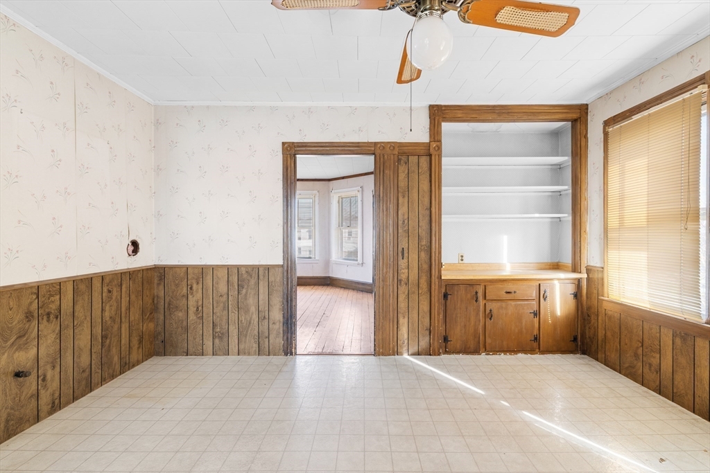 493 Coggeshall Street Fall River, MA 02721 - Photo 31 of 36