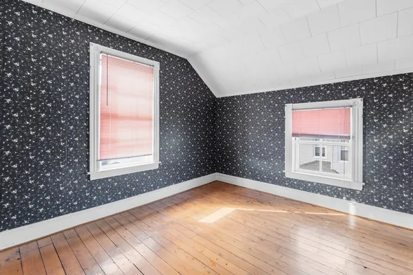 $600,000 | 493 Coggeshall Street, Fall River, MA 02721