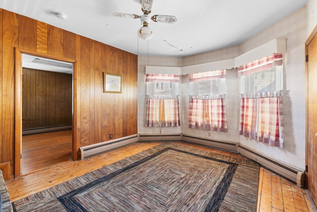 493 Coggeshall Street Fall River, MA 02721 - Photo 5 of 36