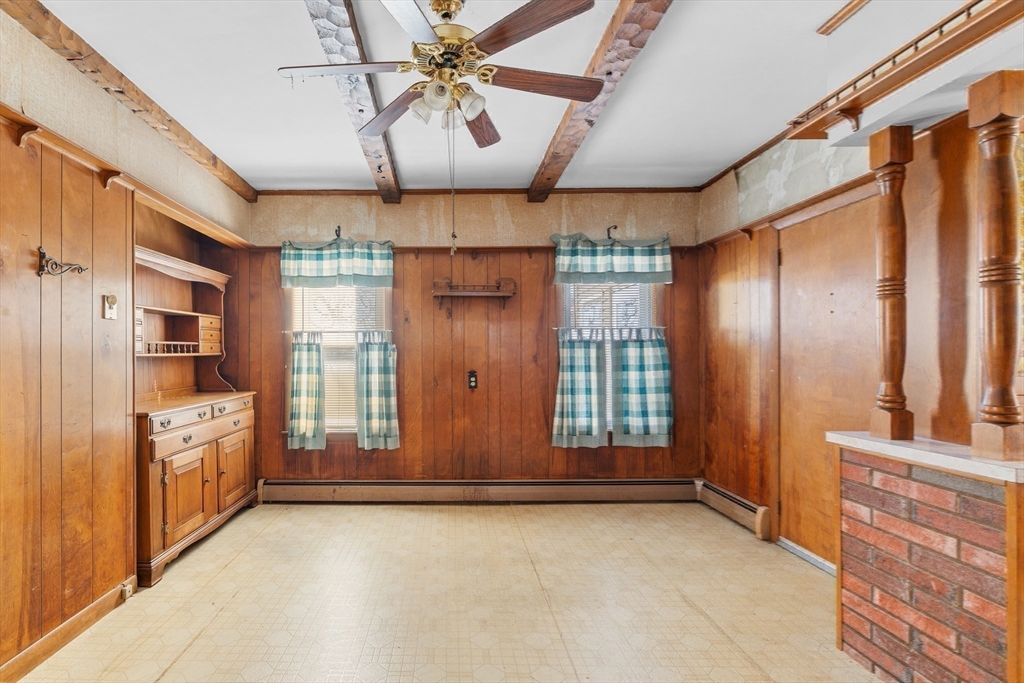 493 Coggeshall Street Fall River, MA 02721 - Photo 7 of 36