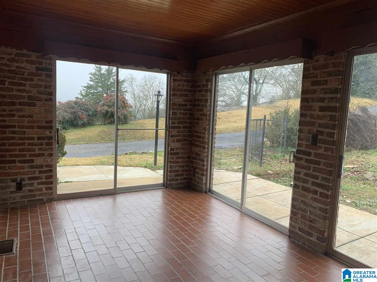 324 Shocco Springs Road Talladega, AL 35160 - Photo 12 of 28
