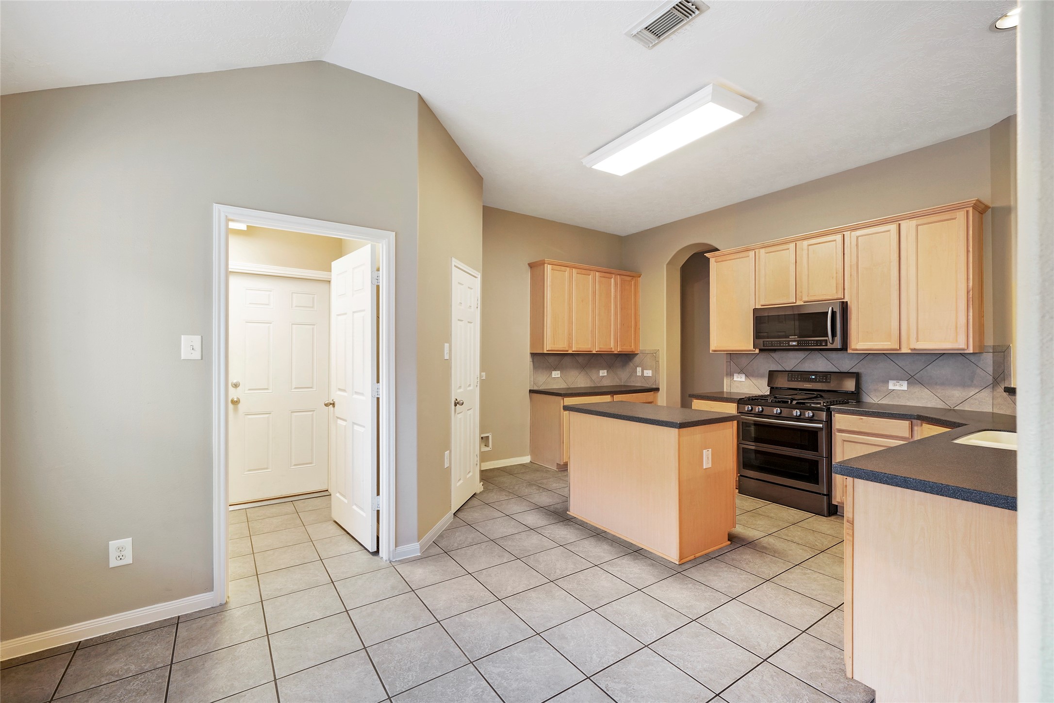 6903 Summer Bridge Lane Spring, TX 77379 - Photo 18 of 35