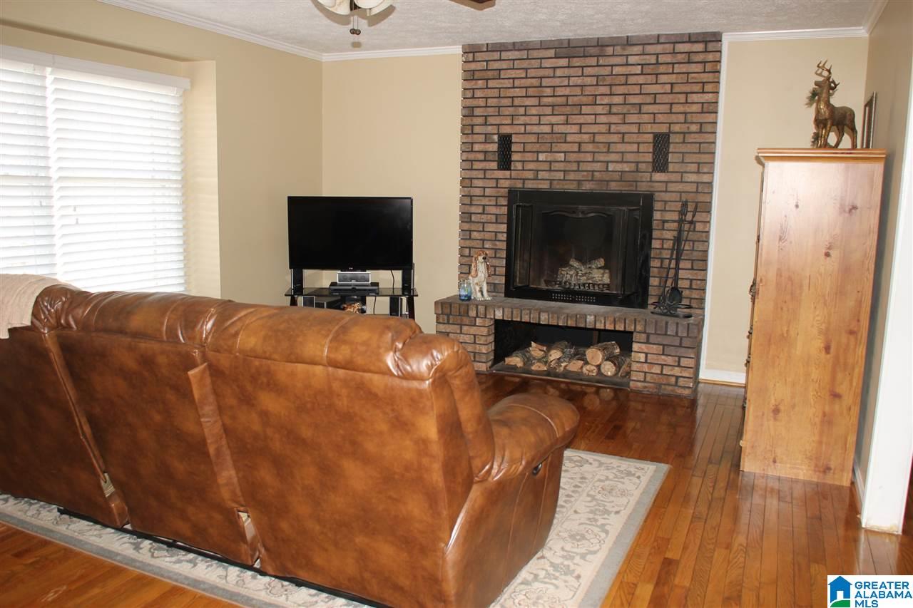 1407 Fairmont Road Sylacauga, AL 35150 - Photo 4 of 17