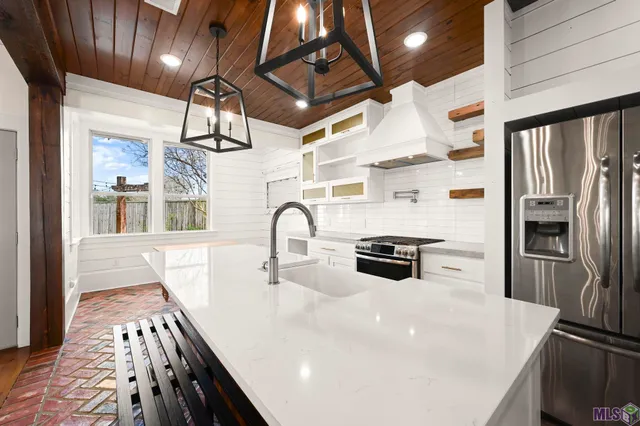 $428,000 | 17950 Old Jefferson Highway, Prairieville, LA 70769