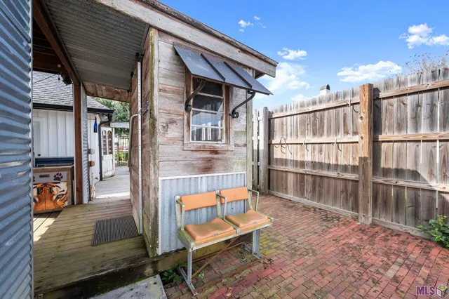 $428,000 | 17950 Old Jefferson Highway, Prairieville, LA 70769