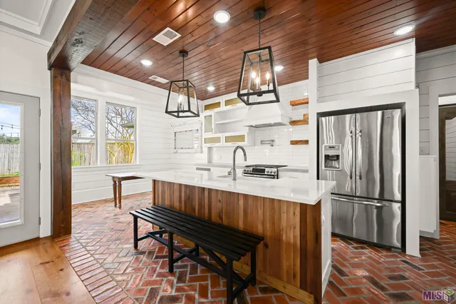 $428,000 | 17950 Old Jefferson Highway, Prairieville, LA 70769