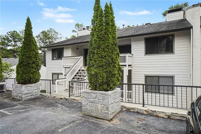 $425,000 | 3813 Paces Ferry West, Atlanta, GA 30339