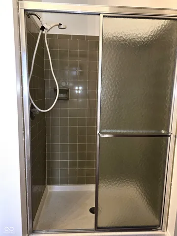 $259,000 | 1598 South Thompson Road, Shelbyville, IN 46176