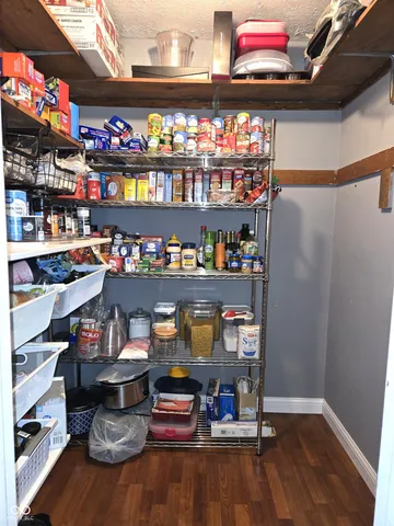 $259,000 | 1598 South Thompson Road, Shelbyville, IN 46176