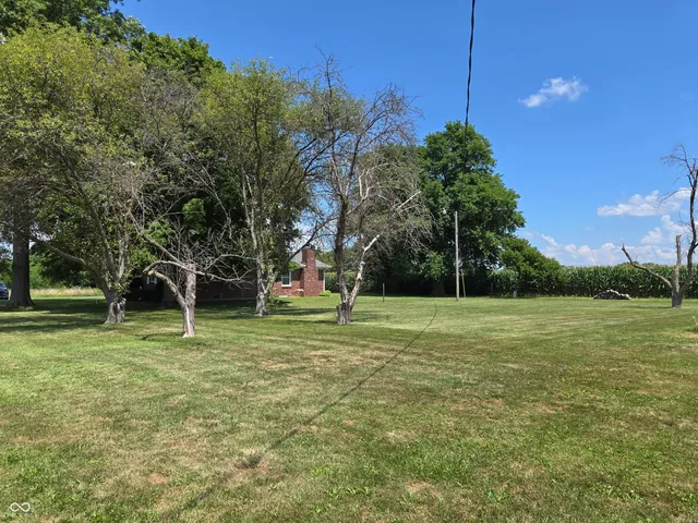 $259,000 | 1598 South Thompson Road, Shelbyville, IN 46176
