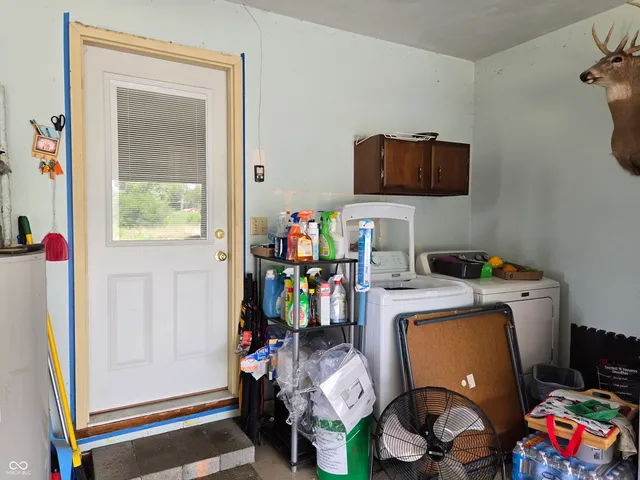 $259,000 | 1598 South Thompson Road, Shelbyville, IN 46176