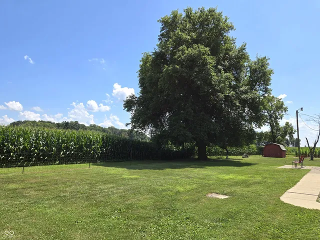$259,000 | 1598 South Thompson Road, Shelbyville, IN 46176