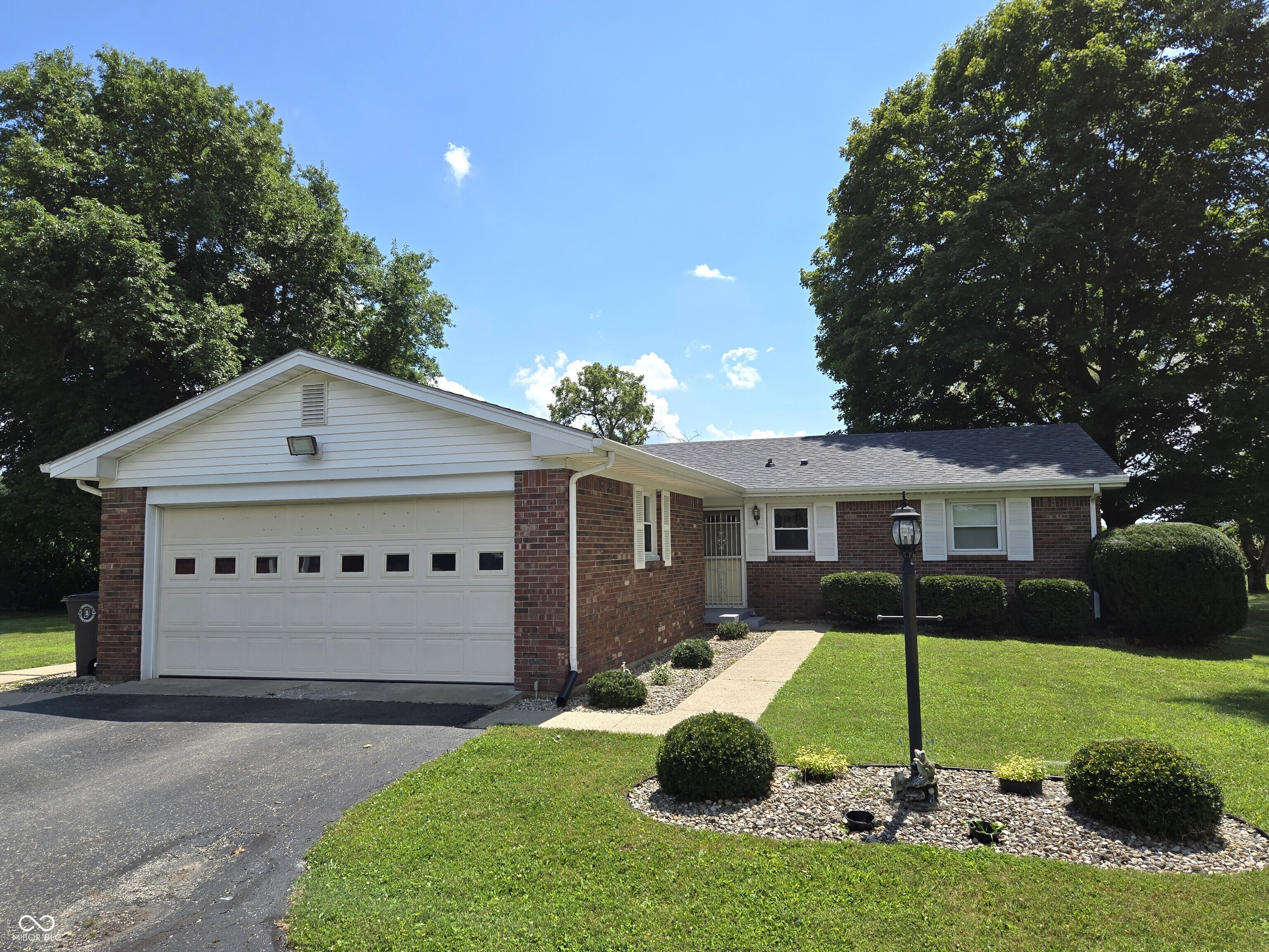 1598 South Thompson Road Shelbyville, IN 46176 - Photo 33 of 69