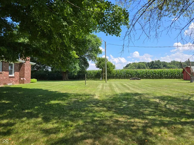 $259,000 | 1598 South Thompson Road, Shelbyville, IN 46176