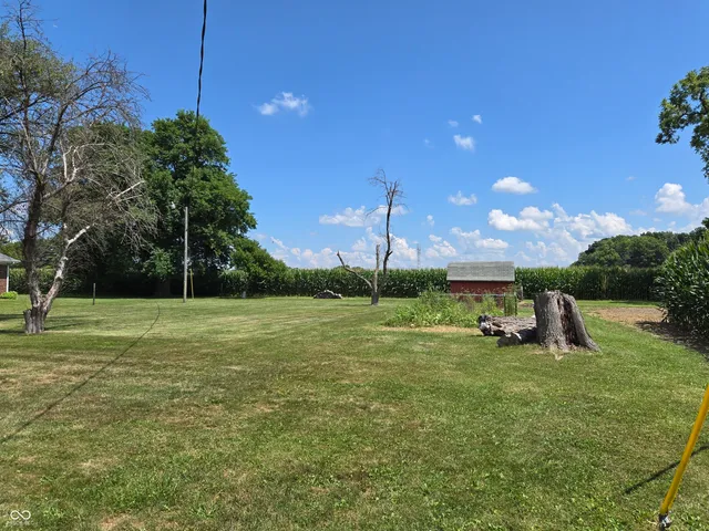 $259,000 | 1598 South Thompson Road, Shelbyville, IN 46176