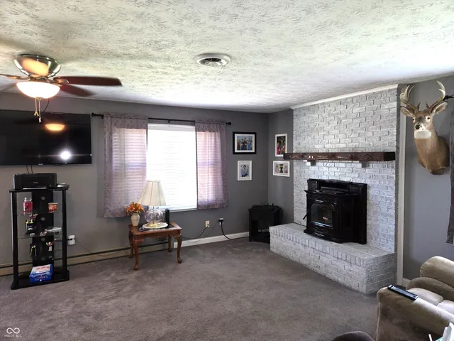 $259,000 | 1598 South Thompson Road, Shelbyville, IN 46176