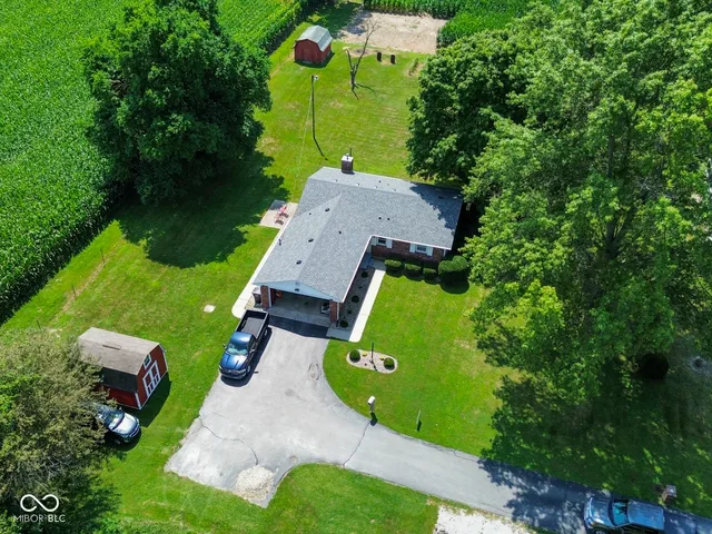 $259,000 | 1598 South Thompson Road, Shelbyville, IN 46176