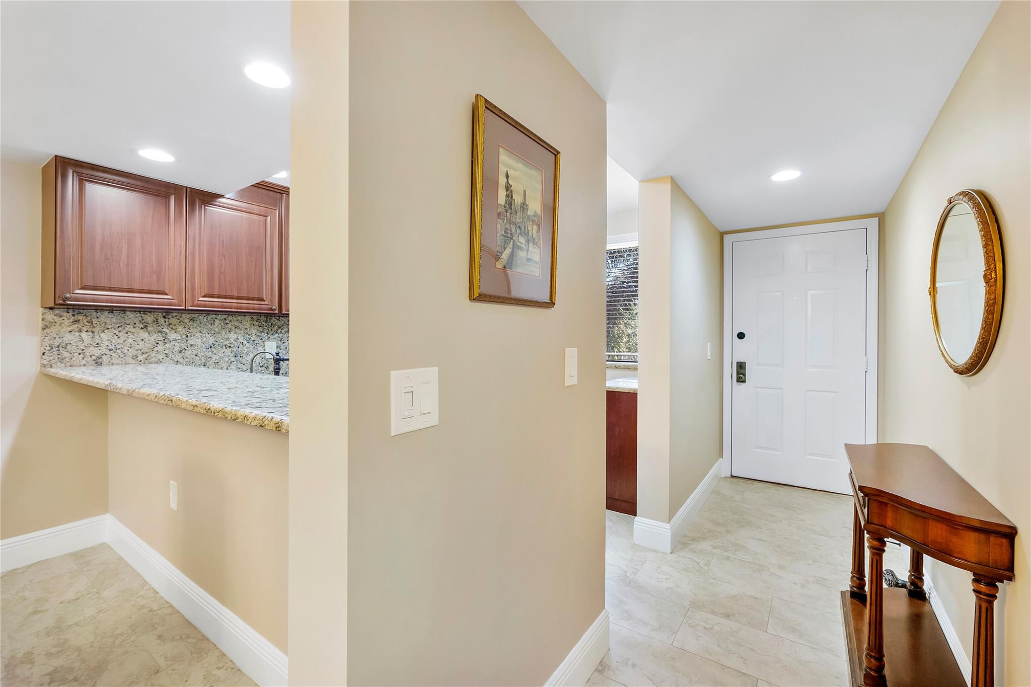 6181 Balboa Circle, Unit 305 Boca Raton, FL 33433 - Photo 5 of 44 Photo 5