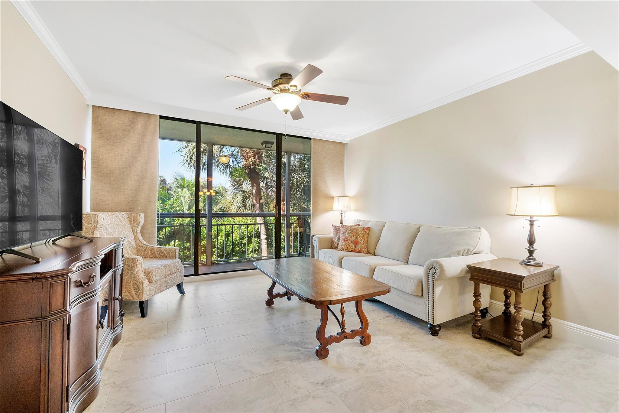 6181 Balboa Circle, Unit 305 Boca Raton, FL 33433 - Photo 10 of 44 Photo 10