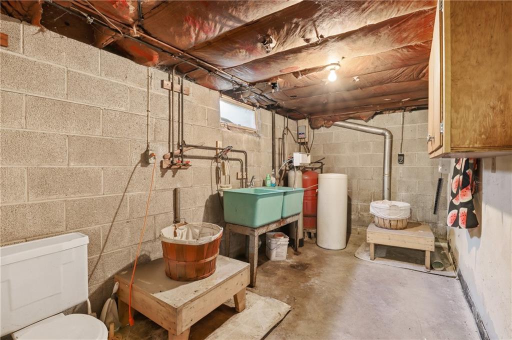 806 Briar Patch Road Somerset, PA 15501 - Photo 33 of 49