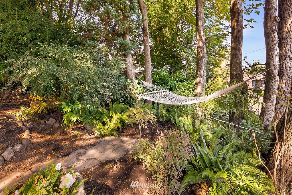 953 West Emerson Street Seattle, WA 98119 - Photo 14 of 20 Gallery Image 14