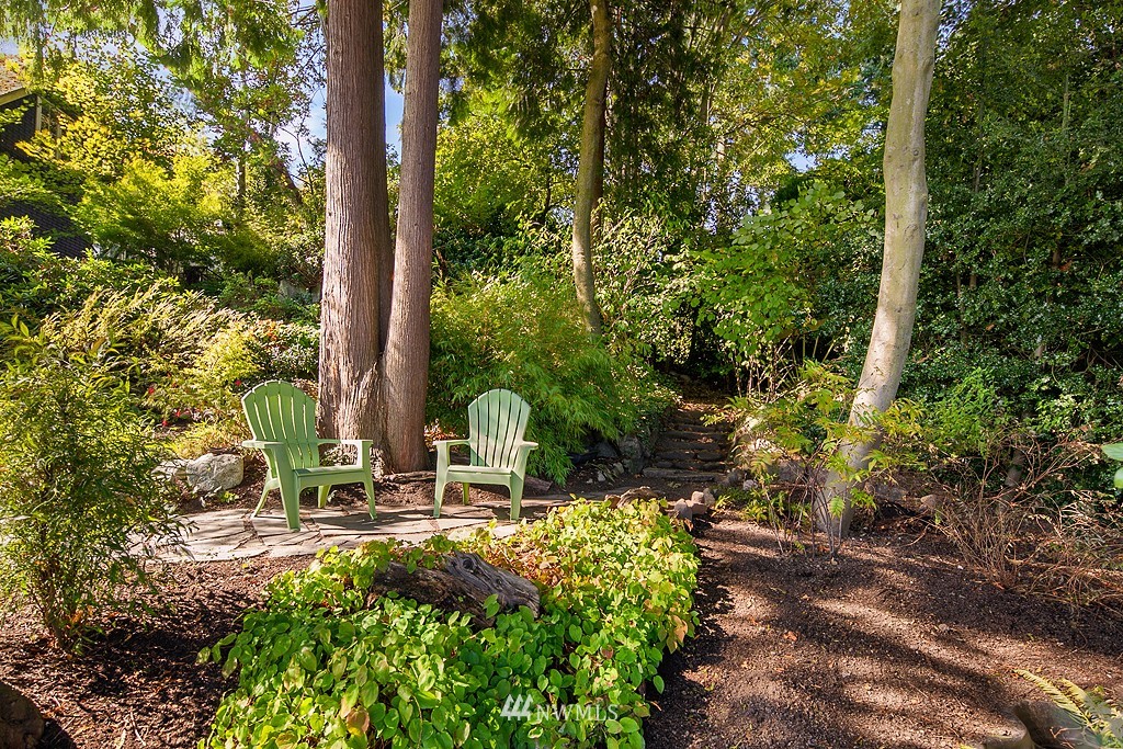 953 West Emerson Street Seattle, WA 98119 - Photo 15 of 20 Gallery Image 15